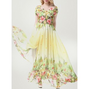 Plus Size Chiffon Maxi Length Evening Gown - Floral / Short Sleeve